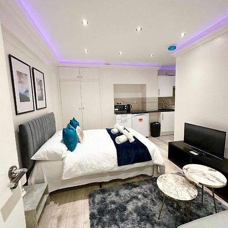 London Charm - Stylish Studio In Kensington Buitenkant foto