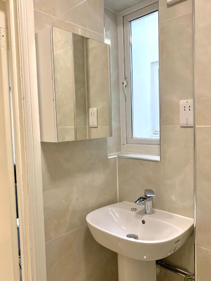 London Charm - Stylish Studio In Kensington Buitenkant foto